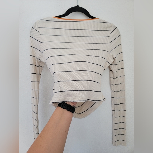 ZARA W&B croptop cutout long sleeve sweater - Picture 6 of 6